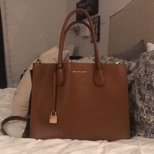 Michael Kors Tote